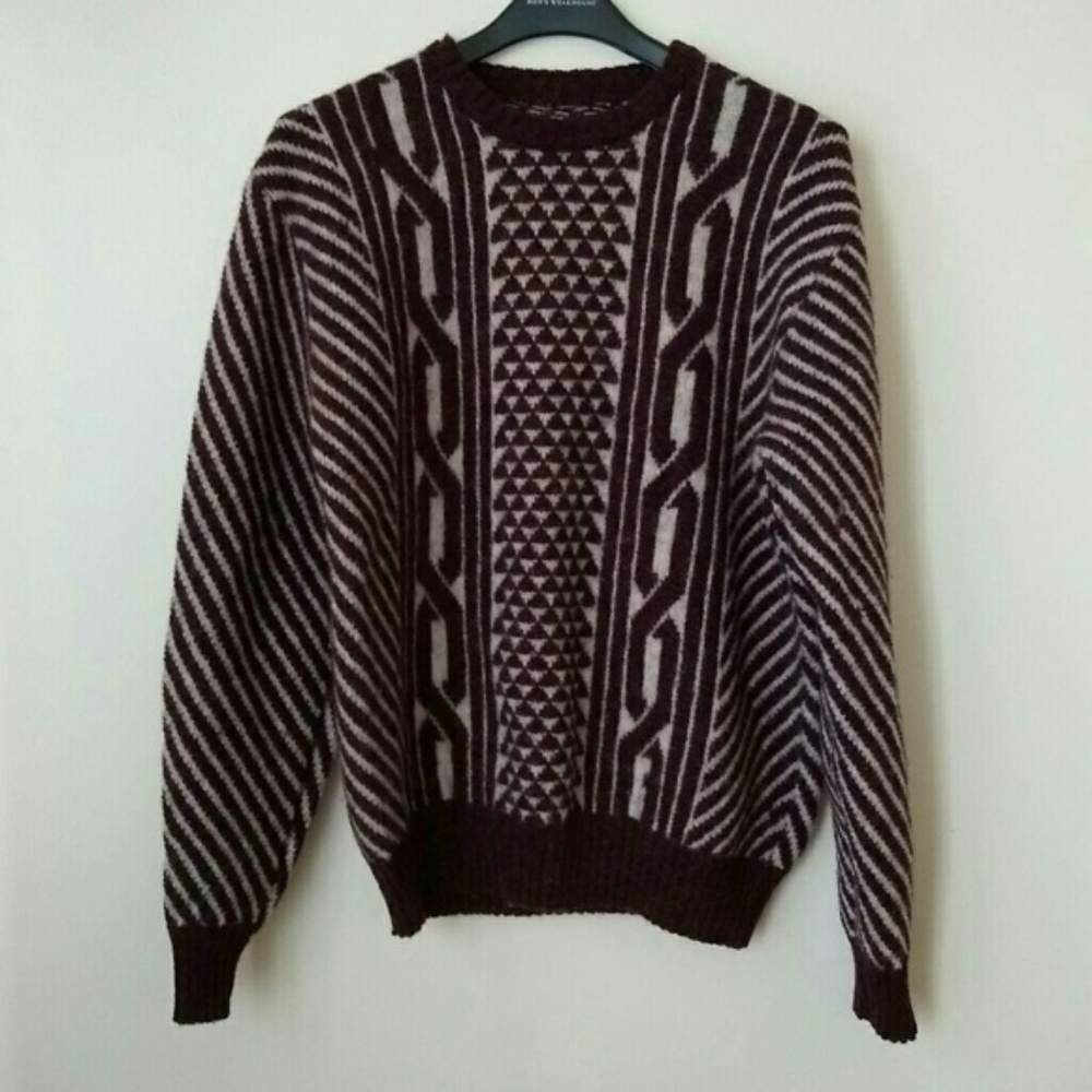 100% virgin wool knit long sleeve sweater